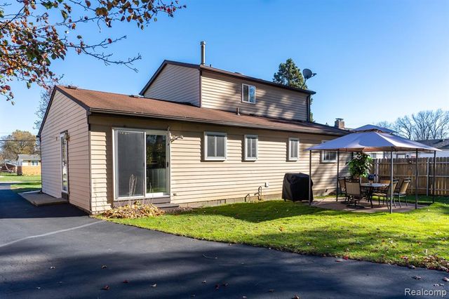 47185 Vanker Avenue, Shelby Twp, MI 48317