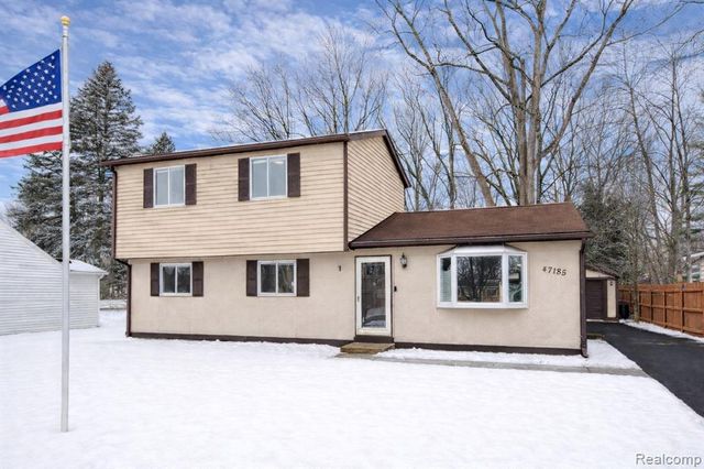 47185 Vanker Avenue, Shelby Twp, MI 48317