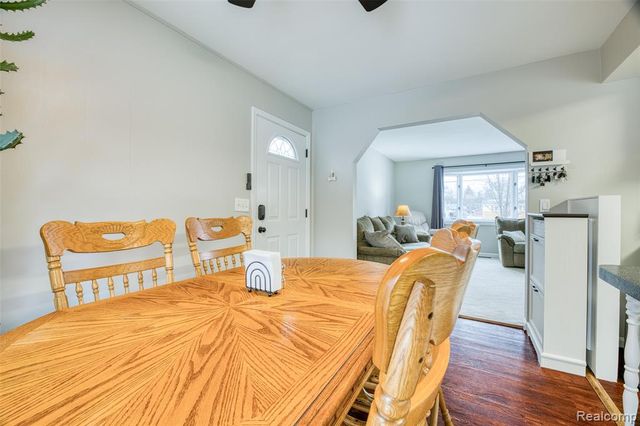 47185 Vanker Avenue, Shelby Twp, MI 48317