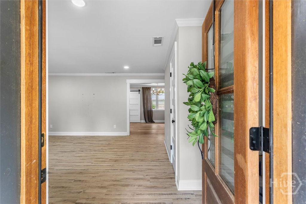 Image 11 of property listing at 1804 Vassar Street, Savannah, GA 31405