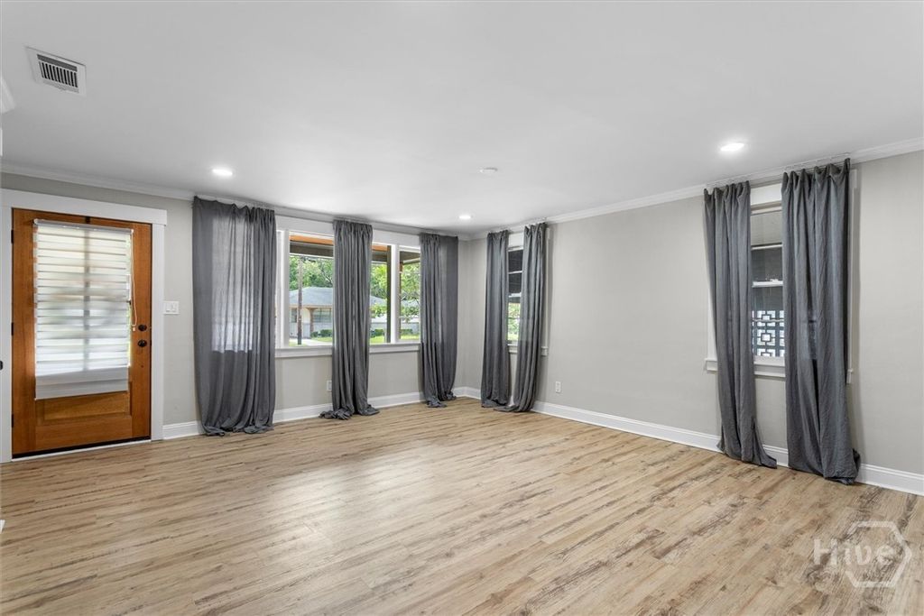 Image 14 of property listing at 1804 Vassar Street, Savannah, GA 31405