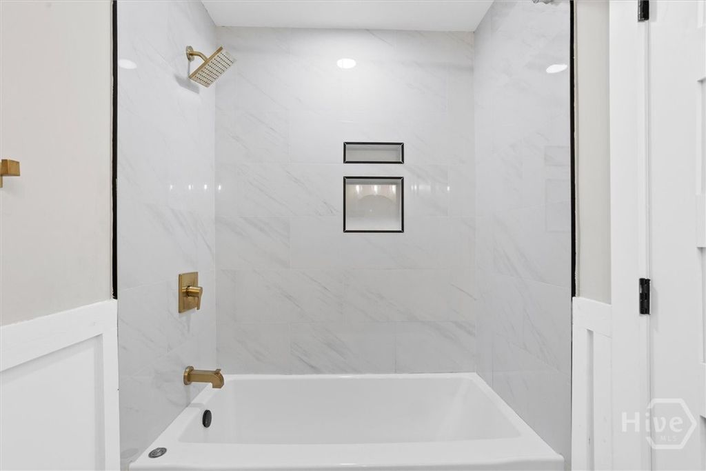 Image 28 of property listing at 1804 Vassar Street, Savannah, GA 31405