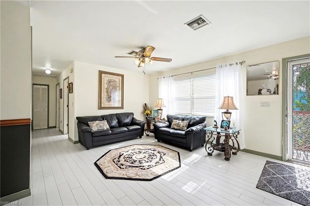 285 Dundee RD, Fort Myers Beach, FL 33931