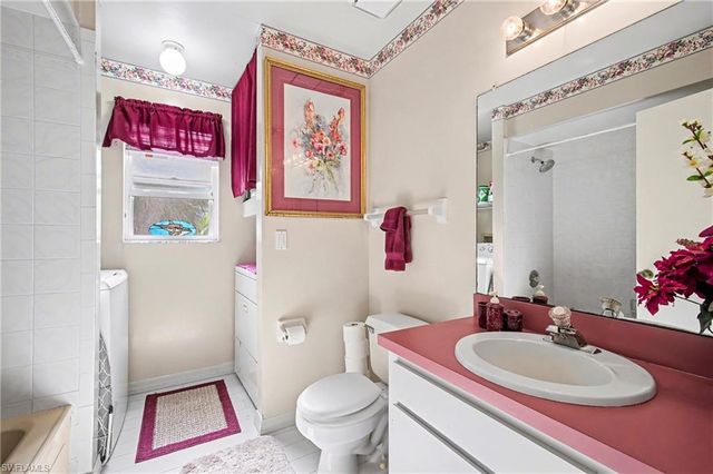 285 Dundee RD, Fort Myers Beach, FL 33931