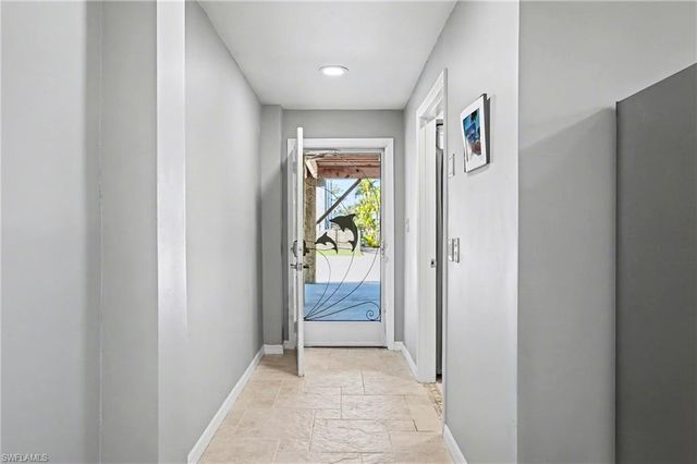 285 Dundee RD, Fort Myers Beach, FL 33931