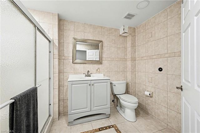 285 Dundee RD, Fort Myers Beach, FL 33931