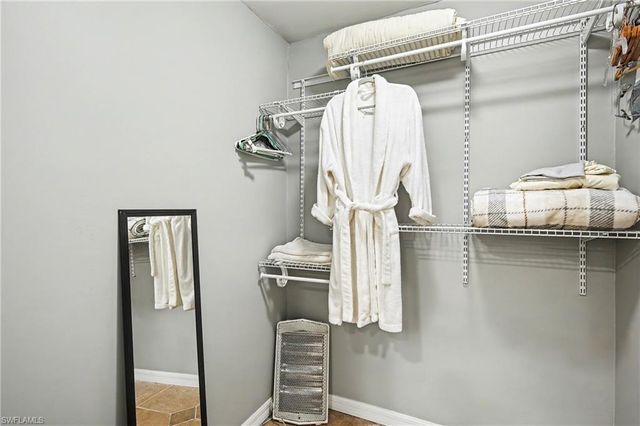 285 Dundee RD, Fort Myers Beach, FL 33931