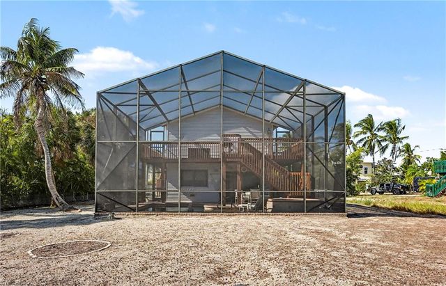 285 Dundee RD, Fort Myers Beach, FL 33931