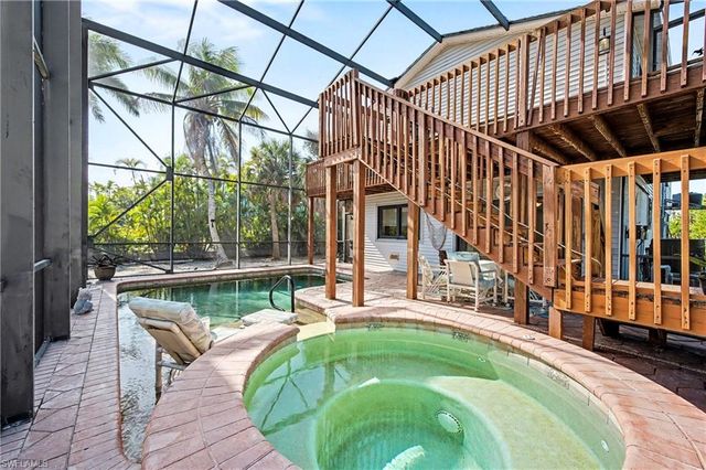 285 Dundee RD, Fort Myers Beach, FL 33931