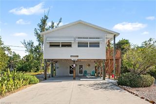 285 Dundee RD, Fort Myers Beach, FL 33931