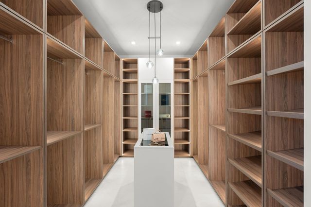 2717 NE 29th St, Fort Lauderdale, FL 33306