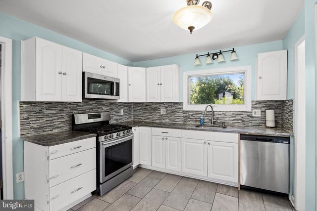 314 LEONARD, Thorofare, NJ 08086