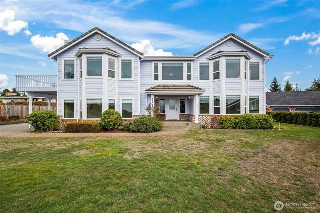 928 N Heatherwood W, Tacoma, WA 98406