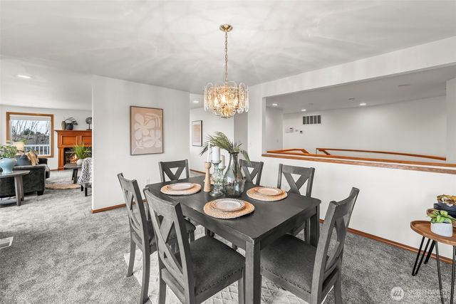 928 N Heatherwood W, Tacoma, WA 98406