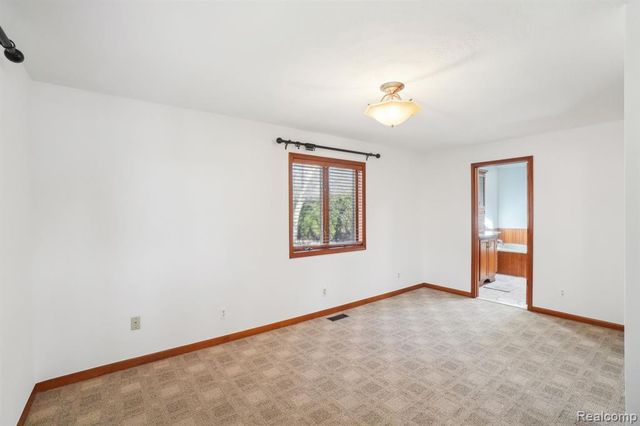 3641 Mann Road, Clarkston, MI 48346