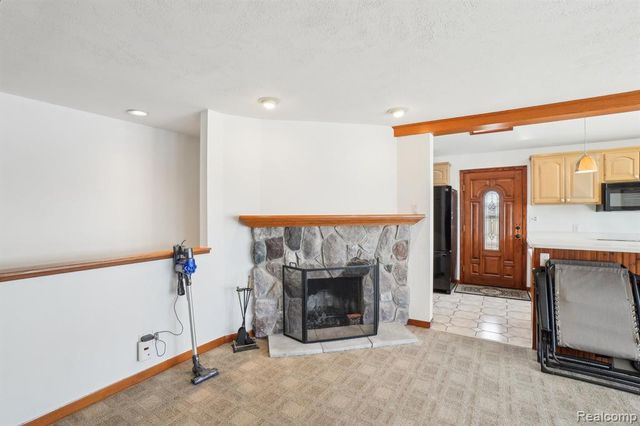 3641 Mann Road, Clarkston, MI 48346