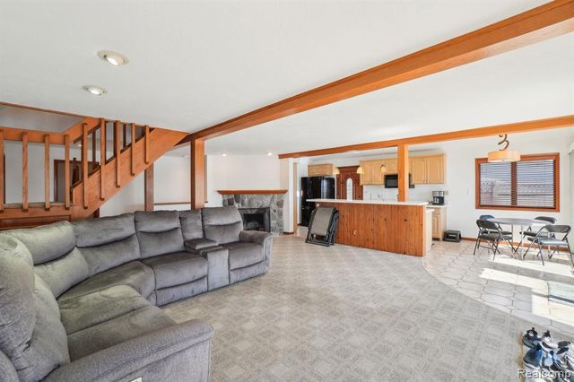 3641 Mann Road, Clarkston, MI 48346