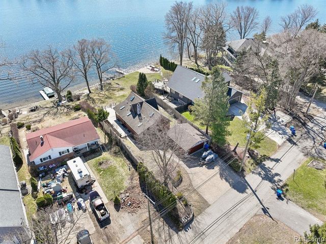 3641 Mann Road, Clarkston, MI 48346