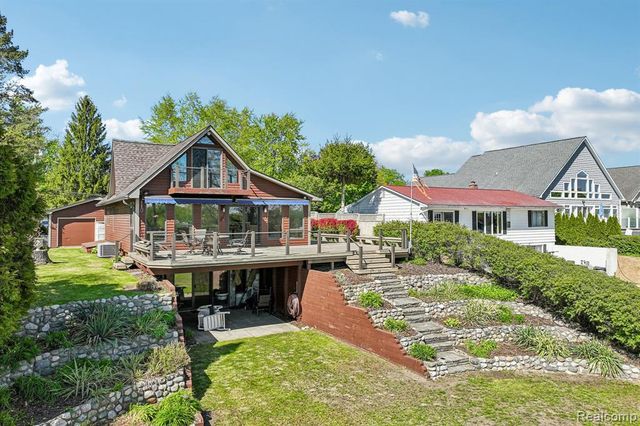 3641 Mann Road, Clarkston, MI 48346