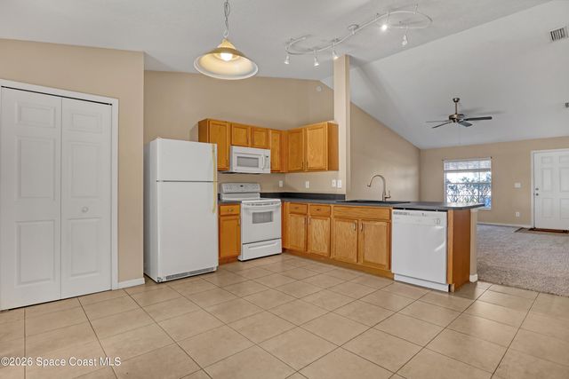 1384 Palau Street SE, Palm Bay, FL 32909