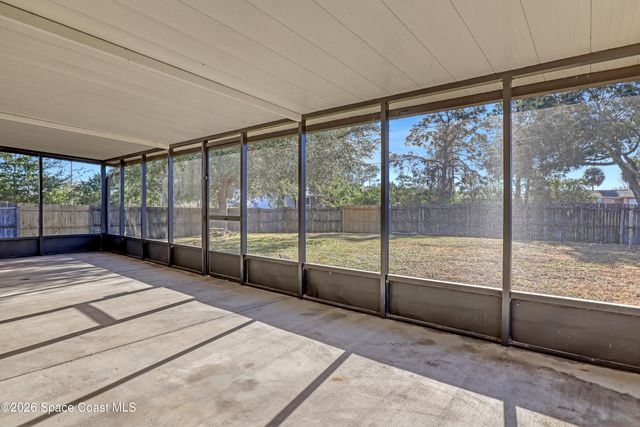 1384 Palau Street SE, Palm Bay, FL 32909