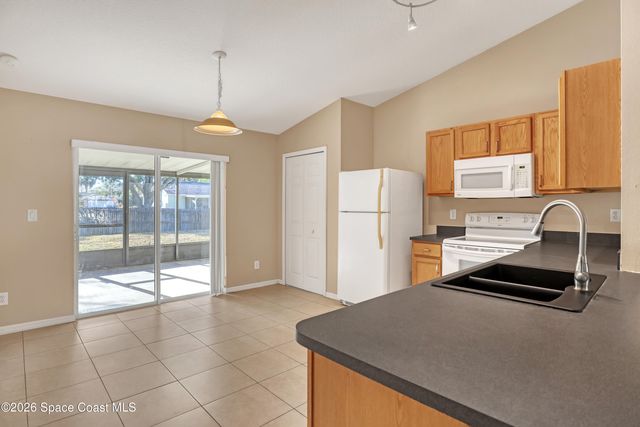 1384 Palau Street SE, Palm Bay, FL 32909