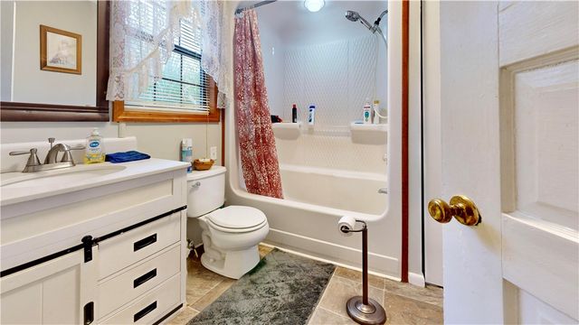 3825 Jamestown Road, Waycross, GA 31503