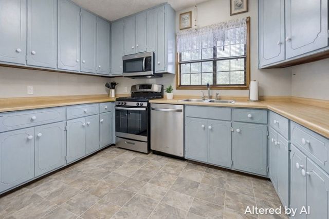 3825 Jamestown Road, Waycross, GA 31503