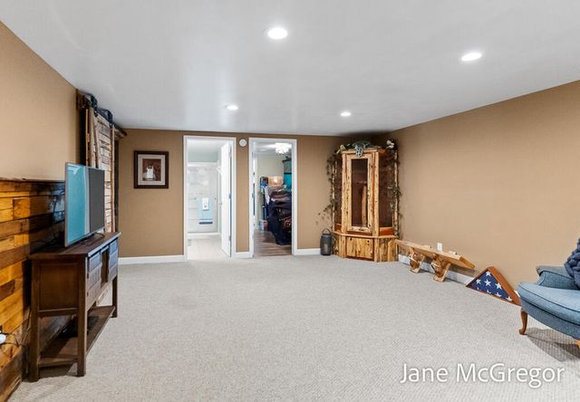 696 W Madison Road, Twin Lake, MI 49457