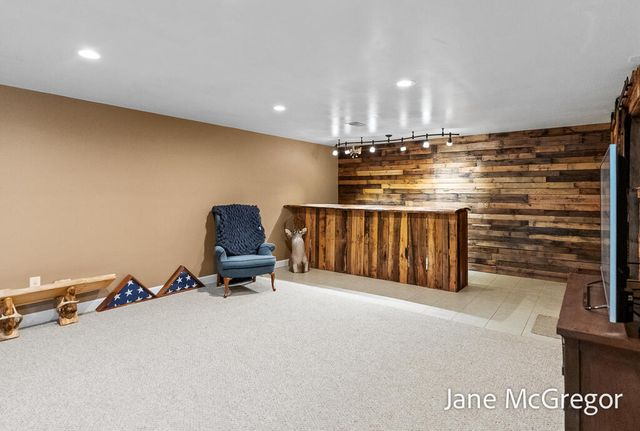 696 W Madison Road, Twin Lake, MI 49457