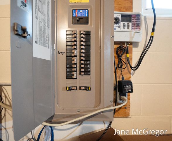 696 W Madison Road, Twin Lake, MI 49457