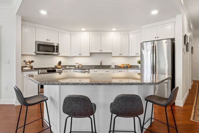 7 Executive Drive 233, Stoneham, MA 02180