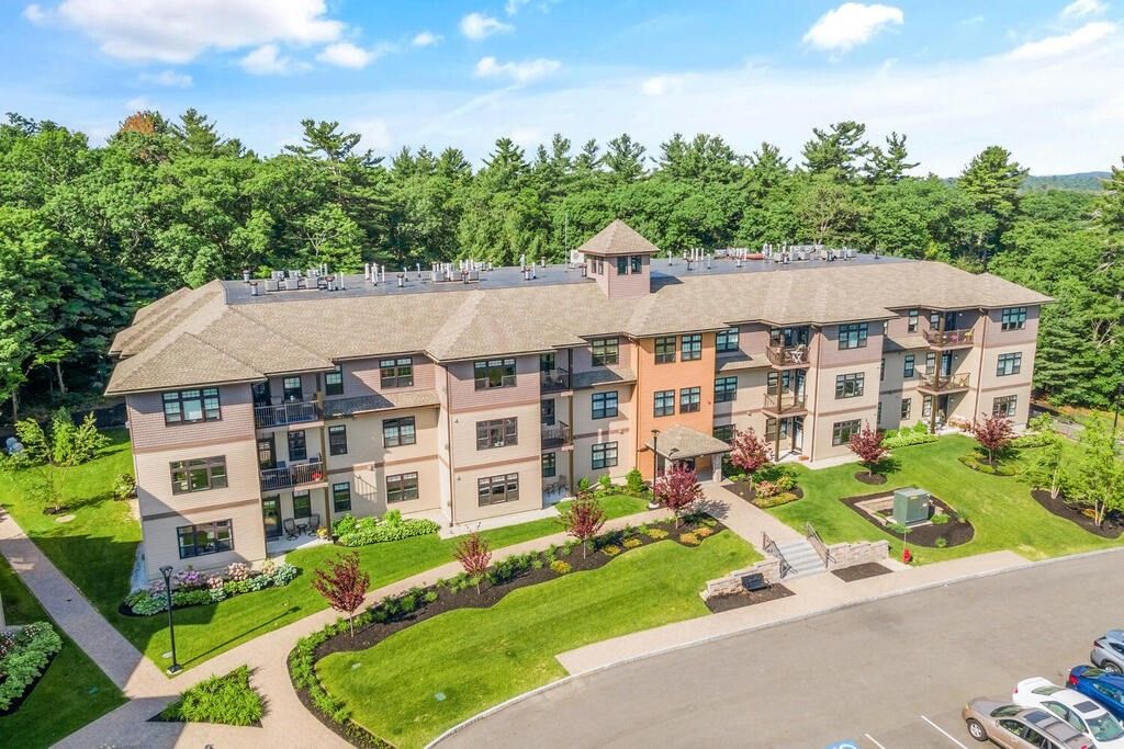 7 Executive Drive 233, Stoneham, MA 02180