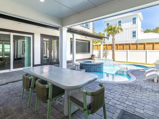 183 Walnut Street, Santa Rosa Beach, FL 32459