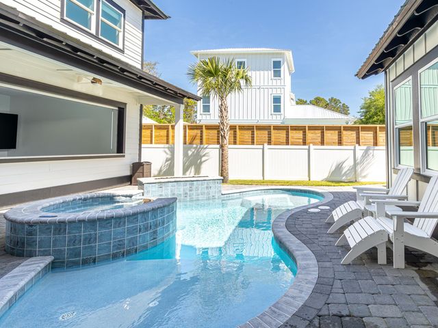 183 Walnut Street, Santa Rosa Beach, FL 32459