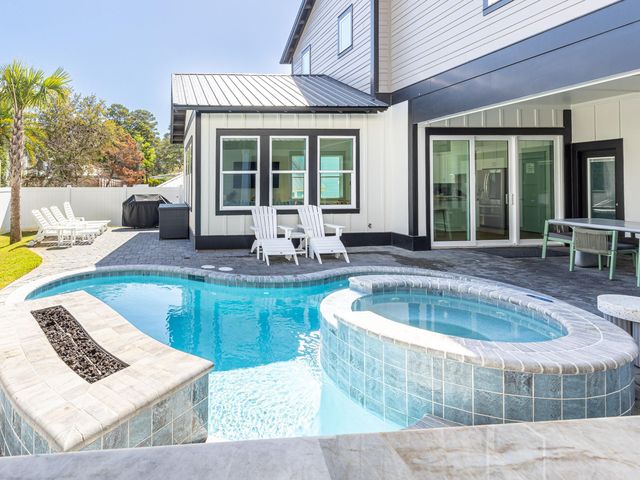 183 Walnut Street, Santa Rosa Beach, FL 32459