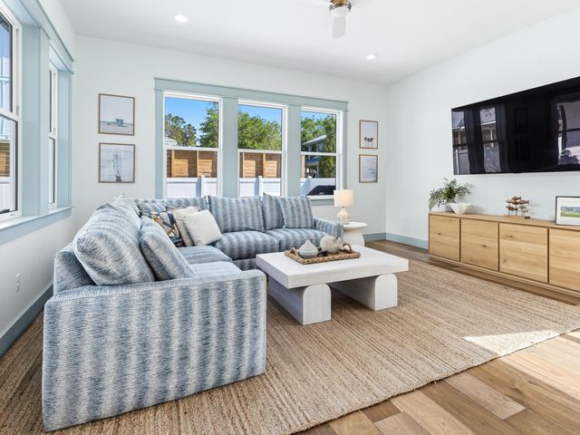 183 Walnut Street, Santa Rosa Beach, FL 32459