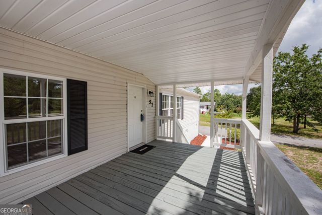 57 Margie Court, Byron, GA 31008