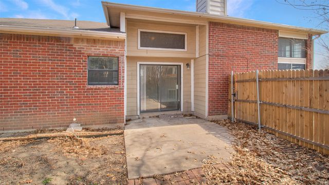 1527 Charleston Cove, Mesquite, TX 75149