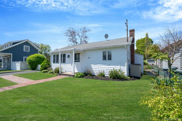 77 Point Street, South Jamesport, NY 11970