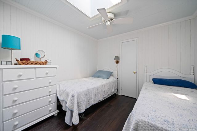 77 Point Street, South Jamesport, NY 11970