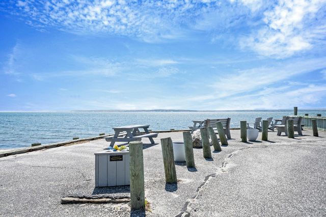 77 Point Street, South Jamesport, NY 11970