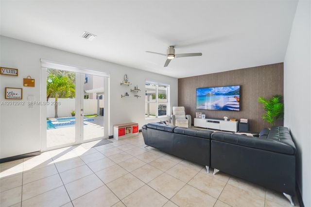 9101 SW 169th Pl 0, Miami, FL 33196