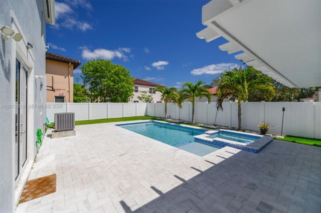 9101 SW 169th Pl 0, Miami, FL 33196