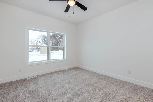 7615 Cole Lane, Midland, MI 48642