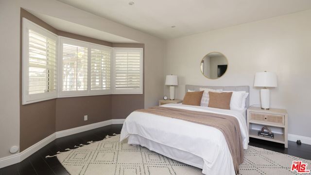 3628 Olympiad Drive, Los Angeles, CA 90043