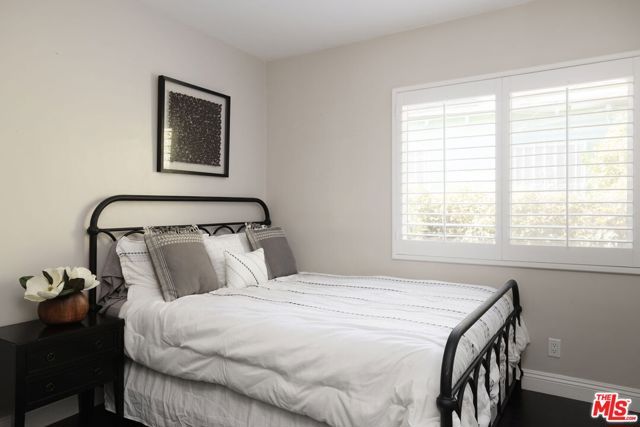 3628 Olympiad Drive, Los Angeles, CA 90043