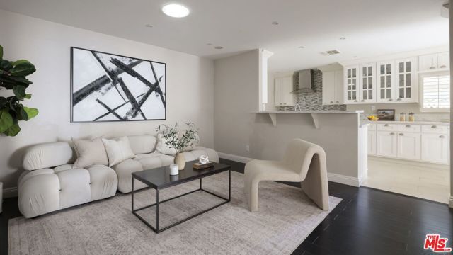 3628 Olympiad Drive, Los Angeles, CA 90043