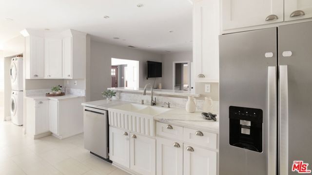 3628 Olympiad Drive, Los Angeles, CA 90043