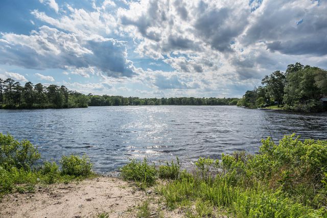 410 KENTUCKY TRL, Browns Mills, NJ 08015